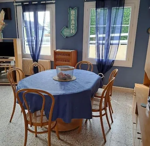 Le Scoubidou, Bord De * Saint-Jean-le-Thomas