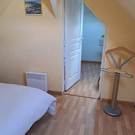 Le Scoubidou, Bord De