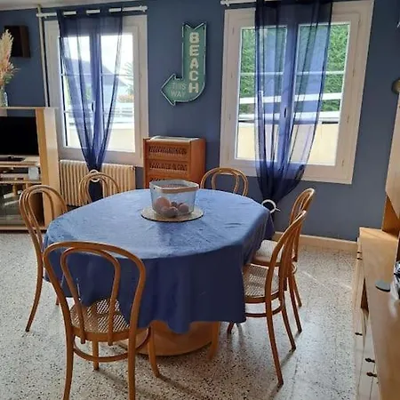 Le Scoubidou, Bord De * Saint-Jean-le-Thomas